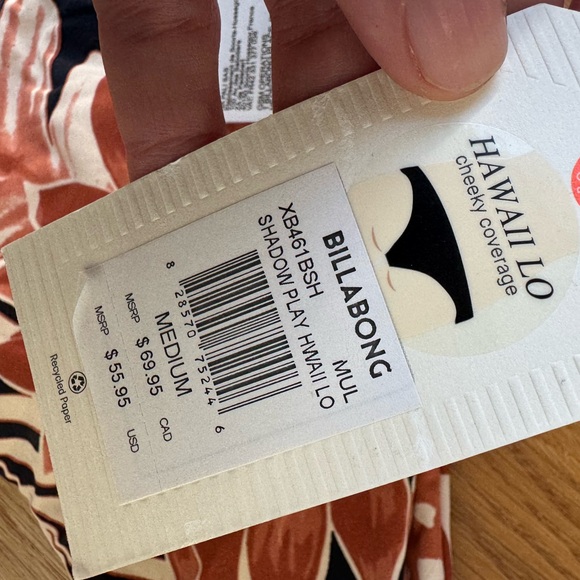 Billabong Bathing suit-Top and bottom. Reversible - Picture 4 of 4